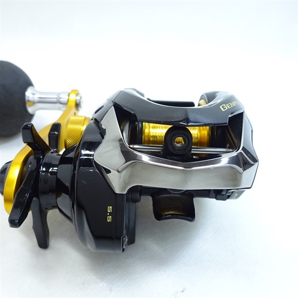 １７幻風ＸＴ２００ＰＧ　右